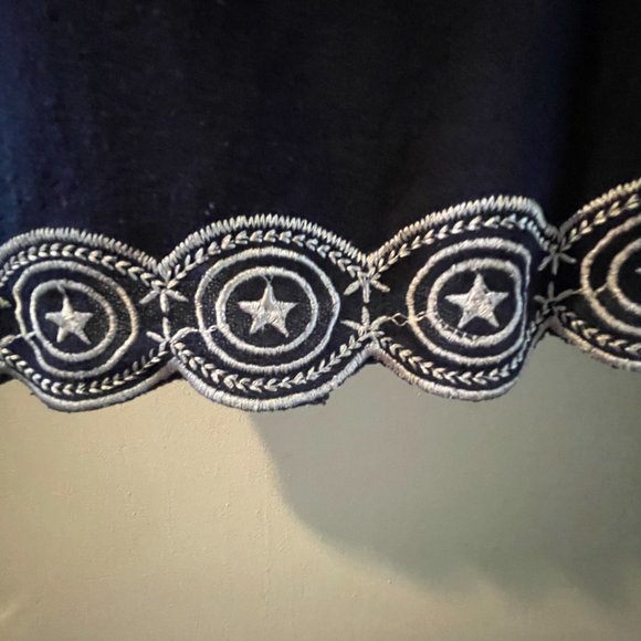 blouse - Picture 2 of 2